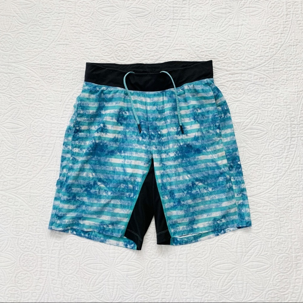 Lululemon Men's T.H.E. Short Luxtreme (Lined, 9" Inseam), Tidal Stripes - Picture 1 of 6
